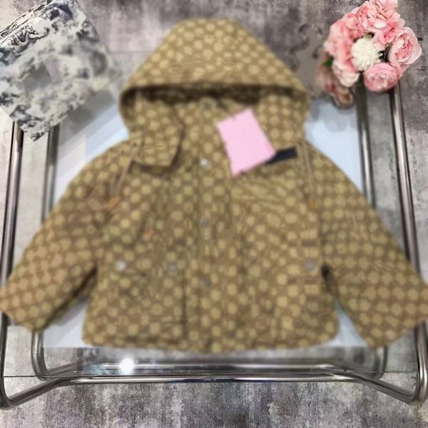 Color: #2 - Size: 5T - New kids designer clothes Letter printing c coat winter clothes Embroidered badge high-quality pocket design boys girl Outdoor windproof and warm insulation coat