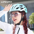 Adult Bicycle Helmets Safety AntiCollision Bike Helmets for MTB Outdoor Ultralight Breathable IntegrallyMolded Cycling Helmet D251013